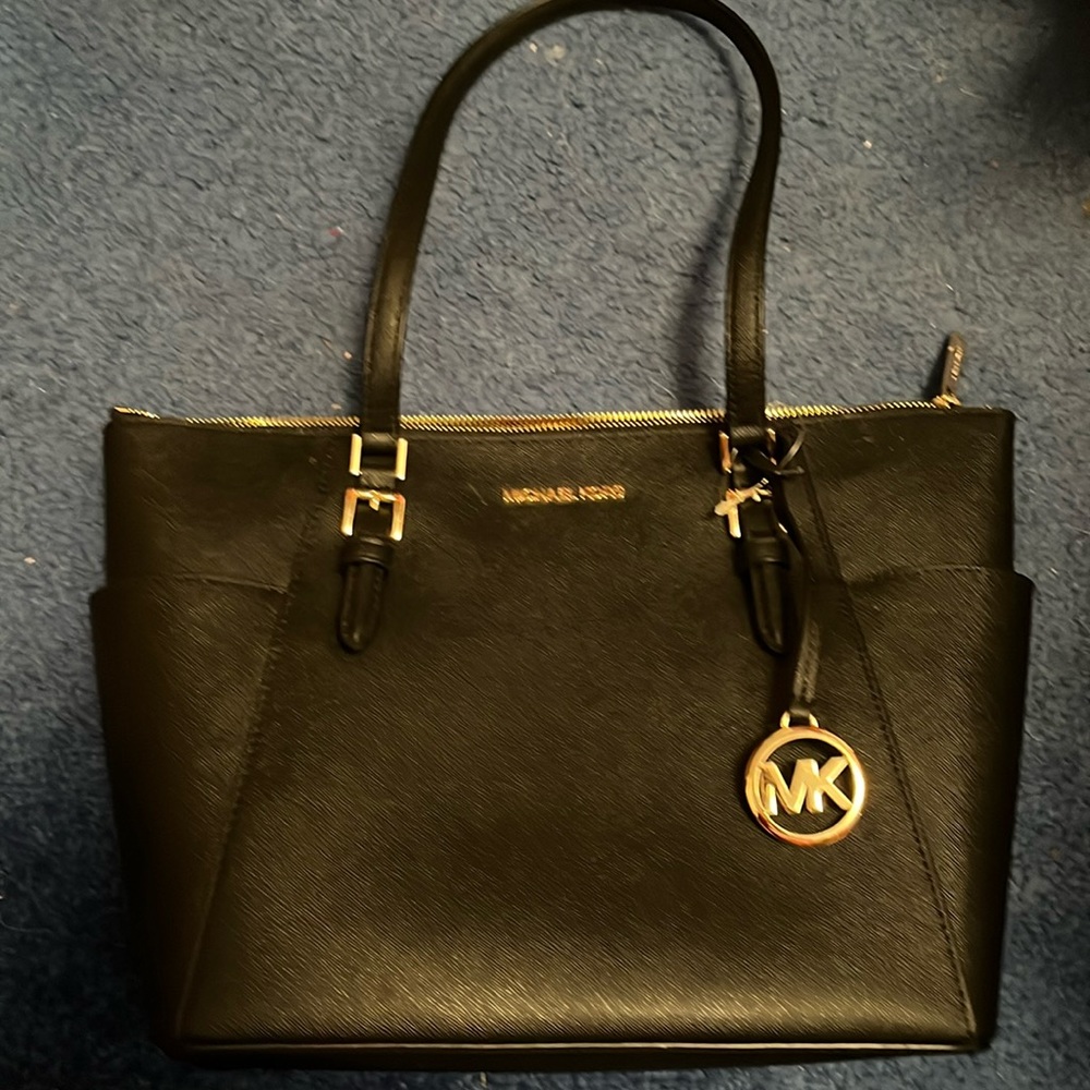 Michael Kors Charlotte Tote